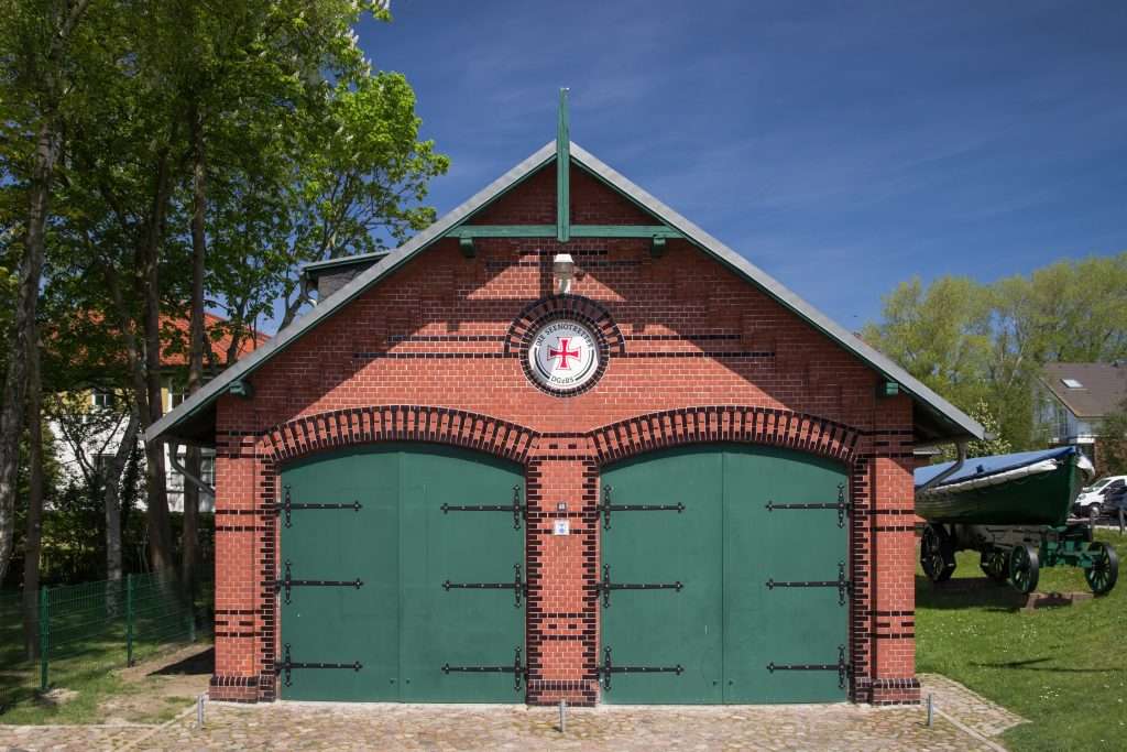 Baudenkmal historische Rettungsstation Wustrow an der Ostsee